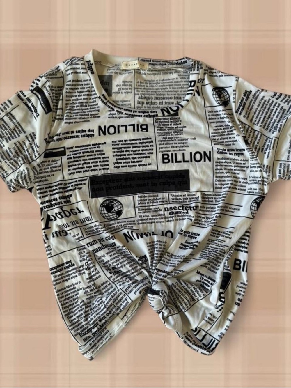 Newspaper Print Knot Front Tee - White/Black